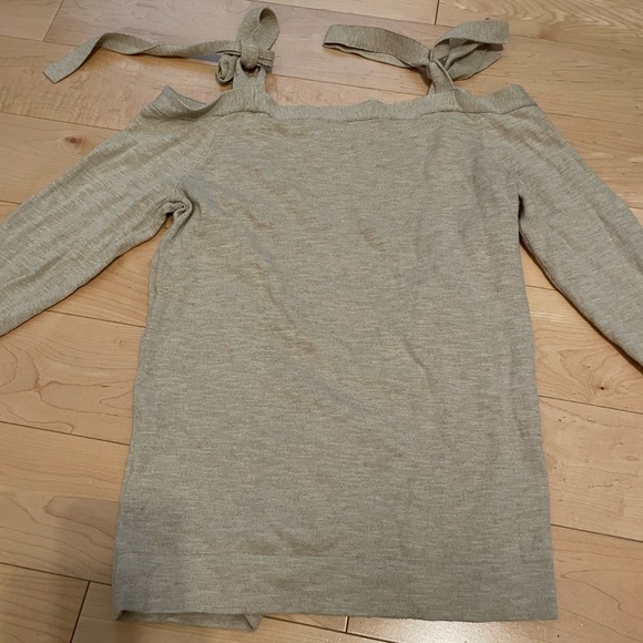 J. Crew Women’s Tan Cold Shoulder Top Small - Picture 6 of 6